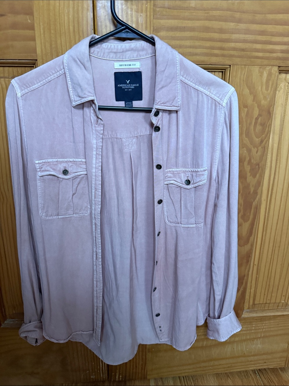 American Eagle Outfitters Men’s Pale Pink Button-Down Shirt